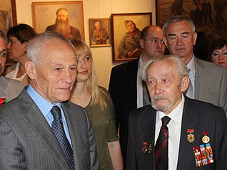 Григорий Рапота посетил новое здание музея ВОВ в Минске