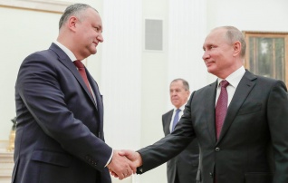 Братские отношения России и Молдавии не удастся разрушить, заявил Игорь Додон