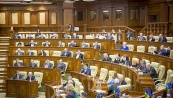 Парламент Молдавии принял закон об ограничении вещания российских каналов