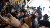 Россия и Армения передали 5,5 тонн гуманитарной помощи в Латакию