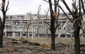 Донецкий аэропорт будет отбит и восстановлен, считает Петр Порошенко