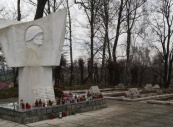 Польские волонтеры отремонтировали кладбище советских воинов в Пененжно
