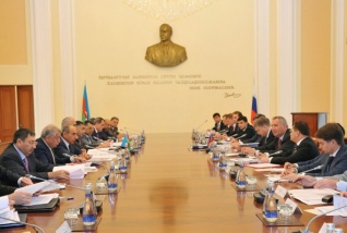 Обсуждены основные направления развития торгово-экономических связей между Азербайджаном и Россией