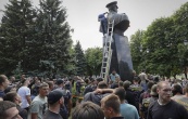 На Украине открыли два уголовных дела в связи со сносом бюста Жукова в Харькове