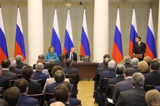 Президент России встретился с членами Совета законодателей РФ в Таврическом дворце