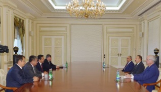 Президент Азербайджана Ильхам Алиев принял делегацию во главе с первым заместителем премьер-министра Кыргызстана