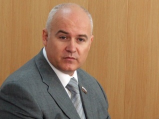 Олег Лебедев: «В Крыму надо усилить защиту школ от террористических угроз»