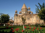 Вице-спикер парламента Таджикистана отбыл в Ереван на форум по геноциду