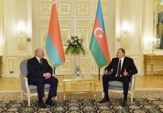 Ильхам Алиев принял президента Беларуси