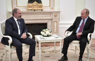 Владимир Путин провёл телефонный разговор с Николом Пашиняном