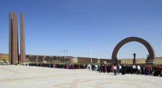 В Туркменистане торжественно отметили 70-летие Победы