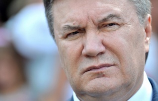 Верховная рада лишила Януковича звания президента Украины