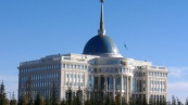 Назарбаев вручил госнаграды политикам, деятелям культуры и силовикам