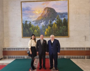 Казбек Тайсаев провел рабочую встречу с Чрезвычайным и полномочным Послом КНДР Син Хон Чхолем