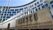 Россия просит ЮНЕСКО защитить мемориалы освободителям на Украине