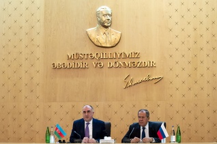 Сергей Лавров и Эльмар Мамедъяров провели переговоры в Баку