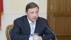 Александр Хлопонин обсудил с премьером Абхазии взаимодействие в развитии республики