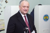 Игорь Додон обсудил итоги выборов в Молдавии с послом РФ