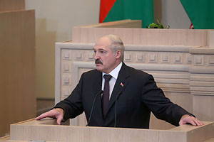 Александр Лукашенко требует максимально использовать благоприятные возможности от председательства Беларуси в ЕАЭС