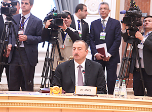 Ильхам Алиев: Азербайджан придает важное значение своему участию в СНГ
