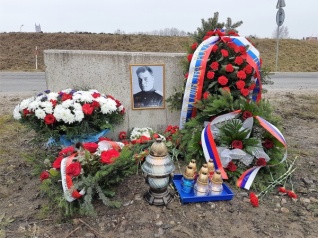 Память генерала Ивана Черняховского почтили в Польше