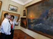 Дмитрий Медведев: Поддержка музеев Крыма и Севастополя — приоритетная задача