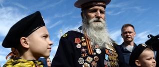 На Красной площади в Москве прошел военный парад в честь 70-летия Великой Победы