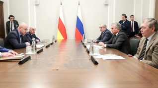 Вячеслав Володин: необходимо развивать межпарламентские отношения России и Южной Осетии, сделать их более эффективными в интересах граждан