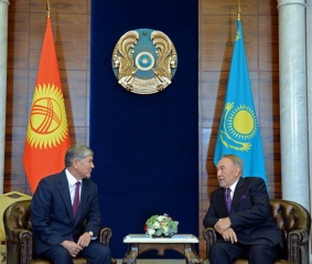 А.Атамбаев и Н.Назарбаев обсудили вопросы углубления двустороннего сотрудничества