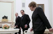 Владимир Путин, Франсуа Олланд, Ангела Меркель и Порошенко по телефону подведут итоги переговоров по Украине
