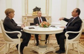 Владимир Путин в разговоре с Меркель и Олландом подчеркнул необходимость снятия блокады с Донбасса