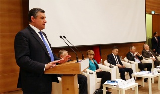В ГД прошли парламентские слушания о гуманитарном векторе международной политики России
