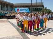 Дети из 76 стран приехали в «Артек» на самую масштабную международную смену года