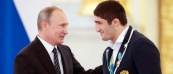Владимир Путин вручил награды российским олимпийцам в Кремле