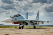 Россия и Казахстан подписали контракт на поставку 12 истребителей Су-30СМ