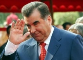 Президент Таджикистана летит в Казахстан
