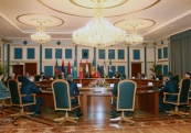 Президент Таджикистана встретился с руководителями органов безопасности и специальных служб государств – участников СНГ