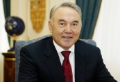 Назарбаев: Казахстан придает особое значение равноправным и доверительным отношениям с братским Кыргызстаном
