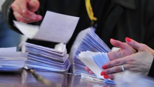 Правительство Армении одобрило проект о публикации списков голосовавших