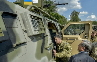 Советник Порошенко огласил список стран, пообещавших предоставить Киеву оружие
