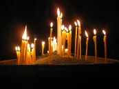 Во Владикавказе в память о погибших в Южной Осетии были зажжены 300 свечей