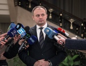 В Молдавии глава парламента подписал указы о назначении двух министров