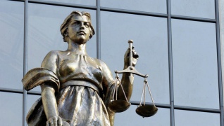 Судьи суда ЕАЭС принесли присягу в торжественной обстановке