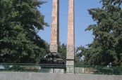 В Таджикистане решили собрать памятники советской эпохи в одном парке