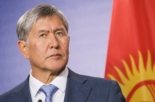 Президент Киргизии призвал оградить избирателей от ложной информации перед выборами