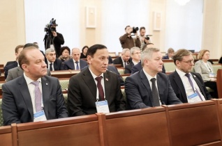 Парламентарии ОДКБ встретились с главой ЦИК Беларуси