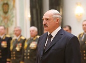 Президент Беларуси вручил генеральские погоны высшему офицерскому составу