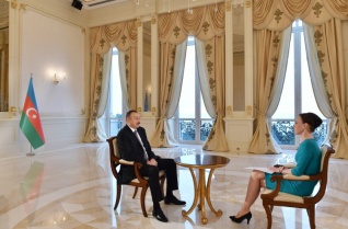 Президент Ильхам Алиев: Сегодня Азербайджан и Россия - это два дружественных государства, которые активно развиваются и готовы противостоять всем вызовам