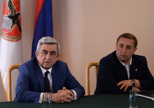 Серж Саргсян: "А кто сказал, что мы вступим в Таможенный союз вместе с Карабахом?"