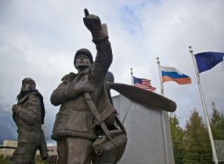 Памятник советским лётчикам установят в США в этом году
